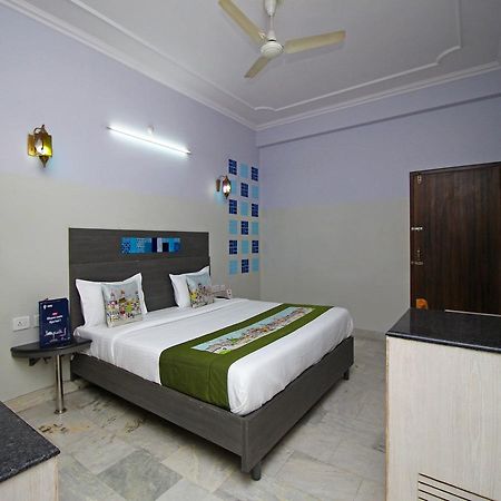 Oyo 1143 Hotel Rdb Palace Jaipur Extérieur photo