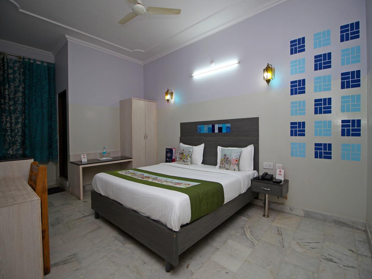 Oyo 1143 Hotel Rdb Palace Jaipur Extérieur photo